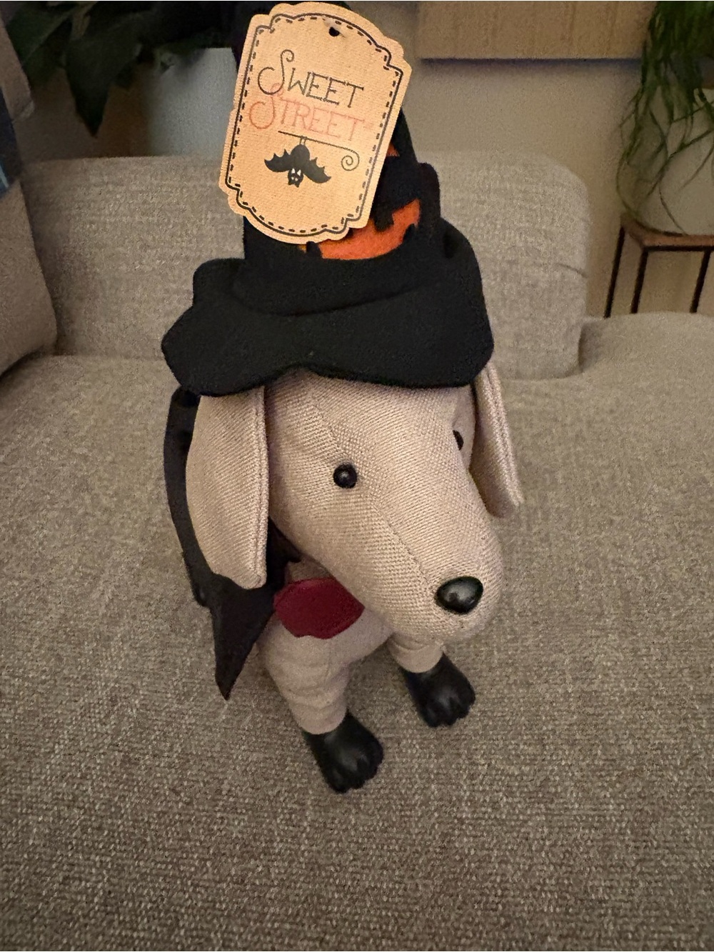 Halloween Dog Plush Costume Decoration - Black & Tan